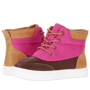 NWT Oomphies tall Sam boot, camel/brown/pink with white soles